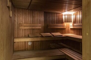 هتل Vienna House By Wyndham Andel S Cracow
