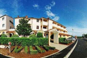 هتل Villa Letan