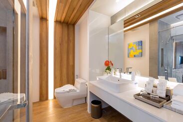 Kudo Hotel & Beach Club