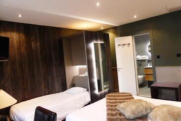 Logis Hotel Des Bains - Gerardmer