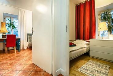 Old Town Kanonia Hostel & Apartments