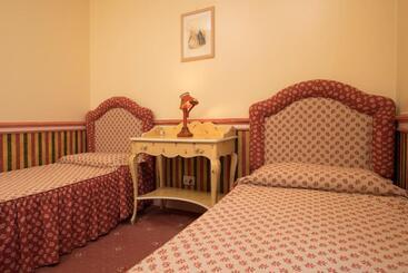 اقامتگاه Db Villas Le Ville Del Lido Resort