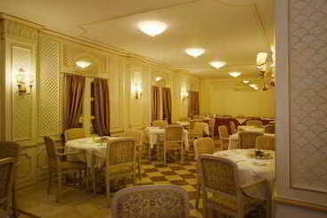 اقامتگاه Db Villas Le Ville Del Lido Resort