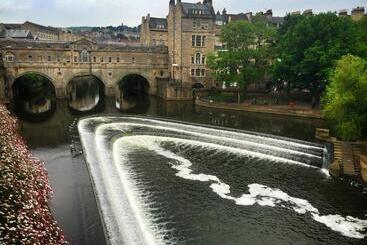 Saco Bath St James S Parade