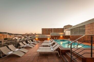 Sunotel Central