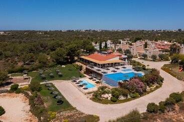Vila Alba Resort