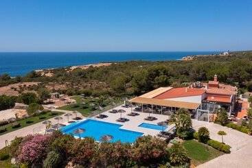 Vila Alba Resort