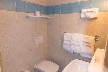 هتل Meublé Albergo Dante
