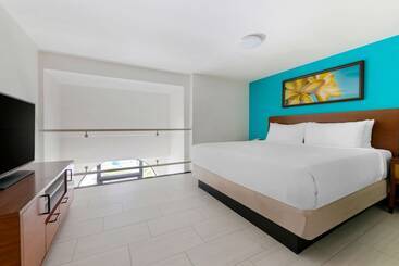 استراحتگاه Hilton Vacation Club Royal Palm St. Maarten