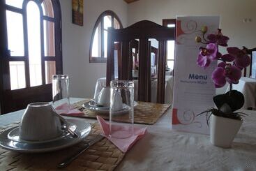 تختخواب و صبحانه Residencial Beleza Monte