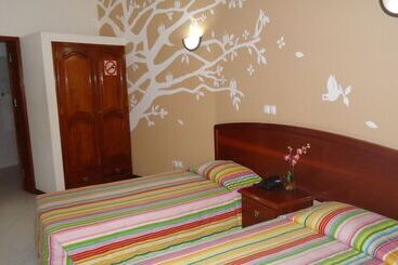 تختخواب و صبحانه Residencial Beleza Monte