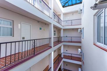 Hostal Sol Y Miel