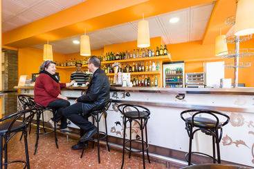 Hostal Sol Y Miel