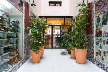 Hostal Sol Y Miel