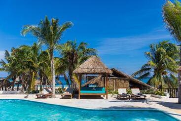 هتل & Beach Club Ojo De Agua
