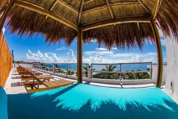 هتل & Beach Club Ojo De Agua