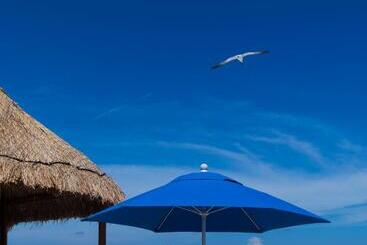 هتل & Beach Club Ojo De Agua