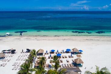 هتل & Beach Club Ojo De Agua