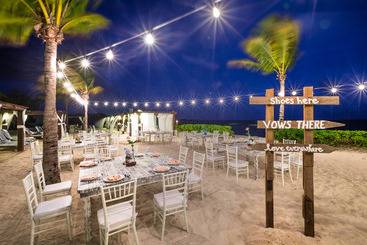 هتل Bluebay Grand Esmeralda - All Inclusive