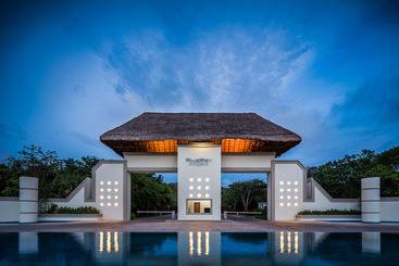 هتل Bluebay Grand Esmeralda - All Inclusive