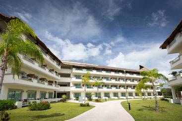 هتل Bluebay Grand Esmeralda - All Inclusive