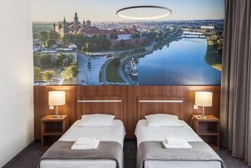 هتل Downtown Krakow