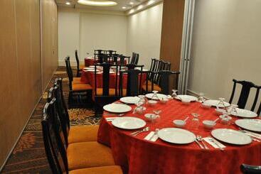 هتل Grand Riverview