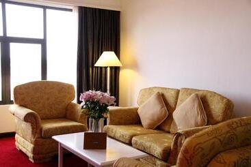 هتل Grand Riverview