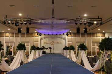 هتل Grand Riverview