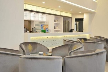 هتل Grand Riverview