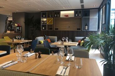 هتل Holiday Inn Bordeaux Sud   Pessac, An Ihg