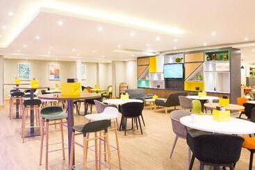هتل Holiday Inn London   Gatwick Airport, An Ihg