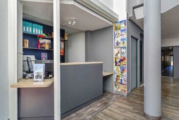 هتل Hôtel F1 Strasbourg Sud La Vigie