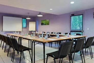 هتل Ibis Budget Chilly Mazarin Les Champarts