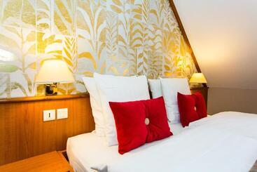 هتل James Vignoble Hôtel, Eguisheim