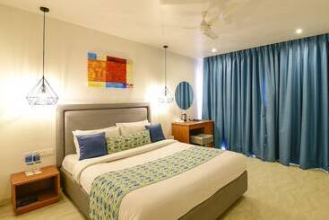 هتل Longuinhos Beach Resort