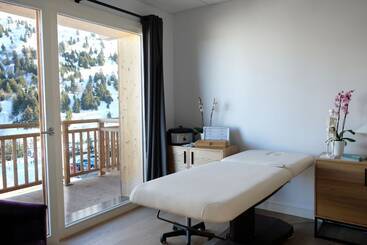 هتل Madame Vacances Hôtel & Spa Le Mottaret