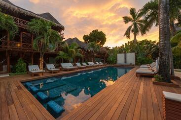 Magic Blue Spa Boutique Hotel Adults Only