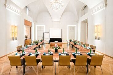 هتل Mandarin Oriental Prague