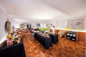 هتل Mandarin Oriental Prague