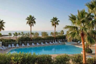 هتل Mercure Thalasso & Spa Port Frejus