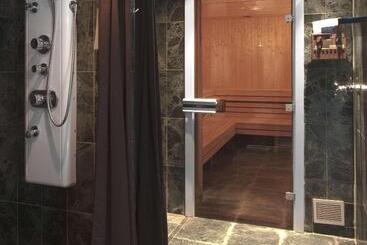 Quality Hotel Carlia