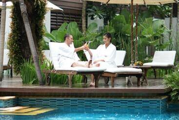 هتل Rarinjinda Wellness Spa Resort