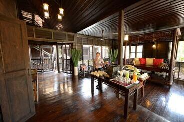 هتل Rarinjinda Wellness Spa Resort