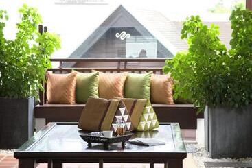 هتل Rarinjinda Wellness Spa Resort