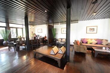 هتل Rarinjinda Wellness Spa Resort