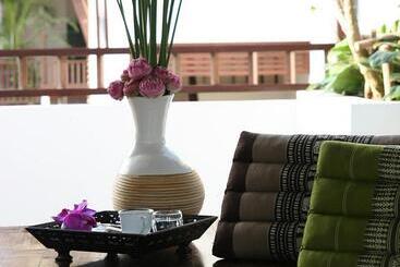 هتل Rarinjinda Wellness Spa Resort
