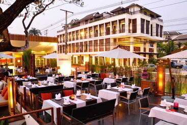 هتل Rarinjinda Wellness Spa Resort