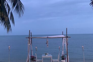 هتل Sand Sea Beach Resort