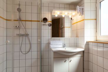 هتل The Originals City, Hôtel Colmar Gare